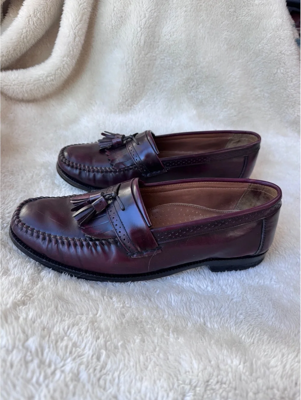G.H. Bass Nelson 1100 Burgundy Leather Tassel Loafers Men’s Size 10.5